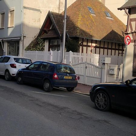 Charmante Maison Coeur De Ville La Gare Des Vacances 도빌 외부 사진