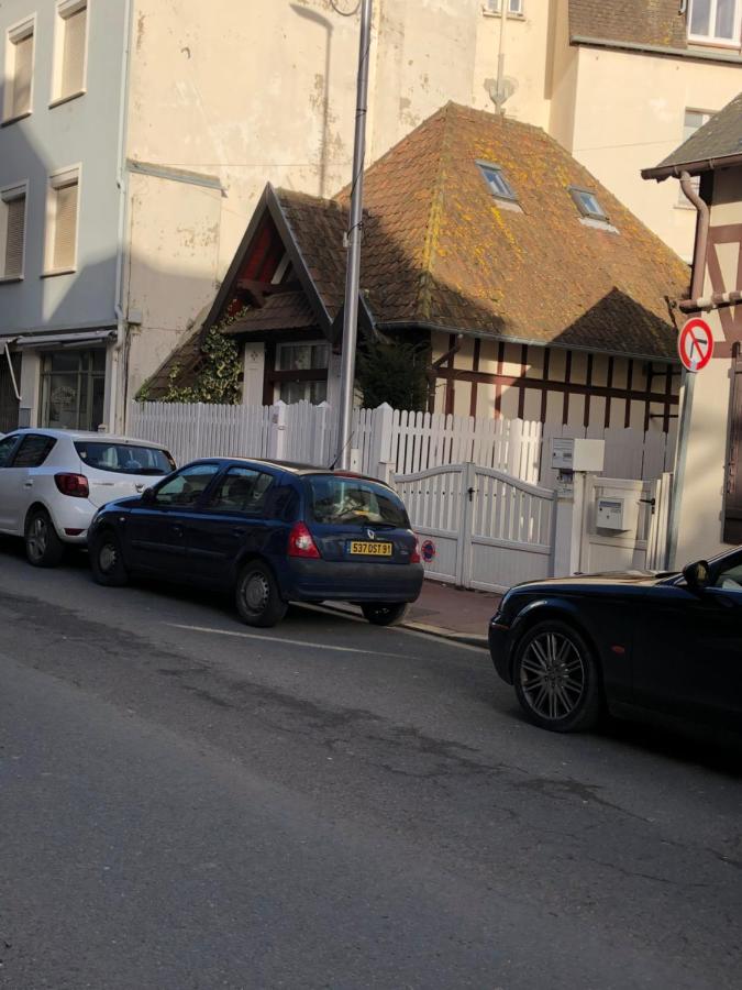 Charmante Maison Coeur De Ville La Gare Des Vacances 도빌 외부 사진